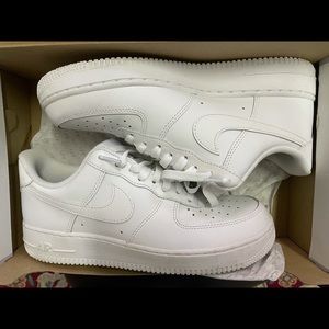 New worn once Nike Air Force One Men’s 8.5